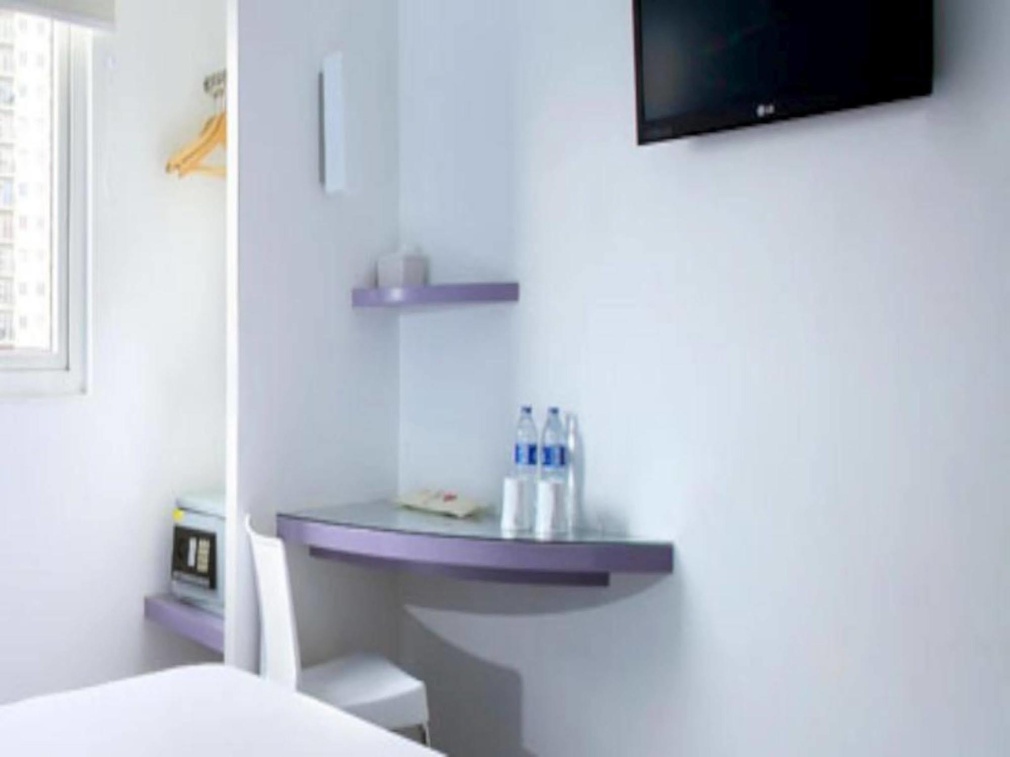Amaris Hotel Bekasi Barat Εξωτερικό φωτογραφία