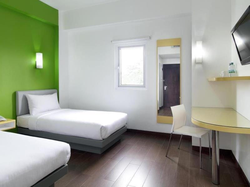 Amaris Hotel Bekasi Barat Εξωτερικό φωτογραφία